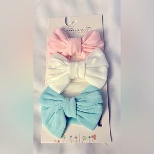 🆕 Newborn Headbands/Hair Bows (Set of 3)